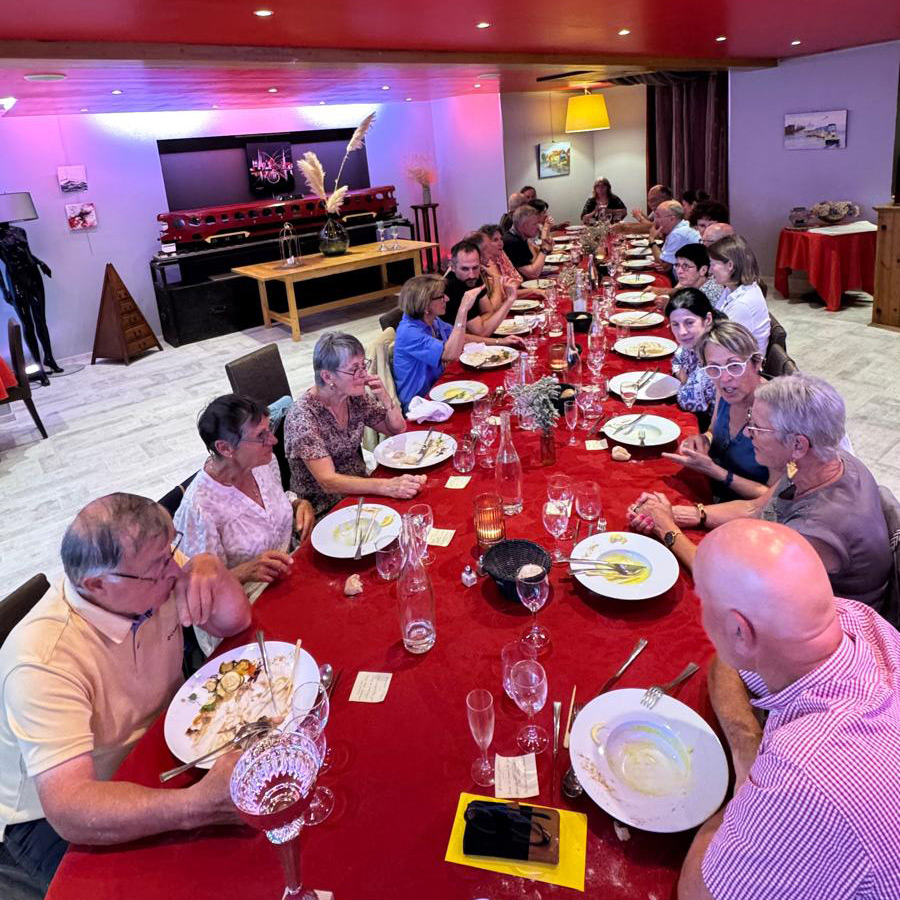 Repas annuel du club à Saint-Broladre